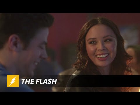Barry Allen’s Love Life Starting to Look Complicated on CW’s The Flash
