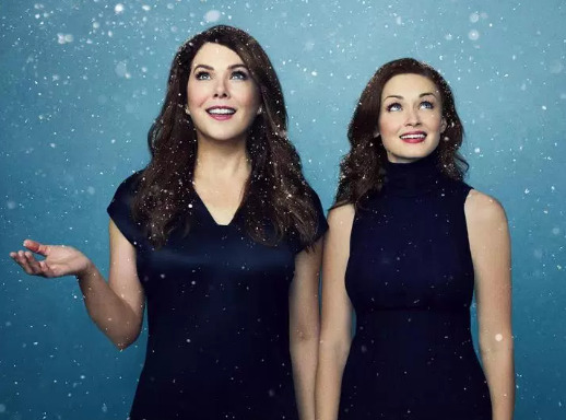 10 Reasons Why You Should Be Watching Gilmore Girls (Like, Right Now)