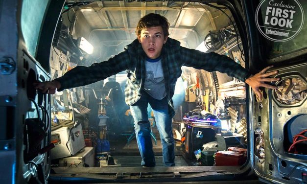 New READY PLAYER ONE Images Show Bleak Real World and a Look at Avatars