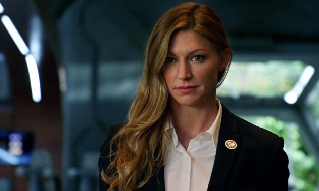 LEGENDS OF TOMORROW Keeps #AvaLance Romance Alive: Jes Macallan Becomes Series Regular