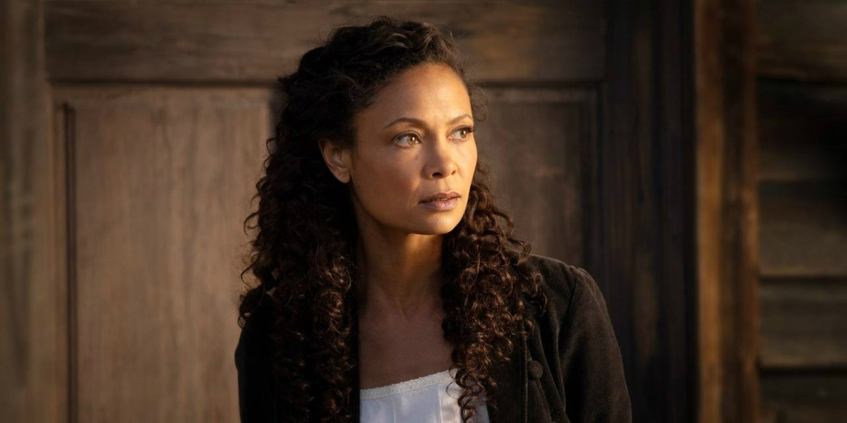Maeve Thandie Newton westworld Les Écorchés HBO