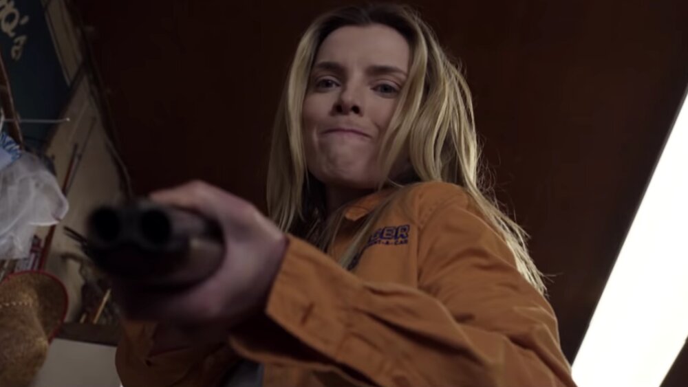 Betty Gilpin in THE HUNT