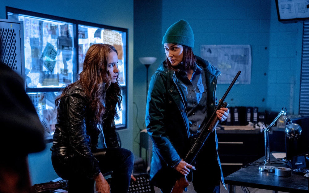 Still of Melanie Scrofano and Kat Barrell in Wynonna Earp.