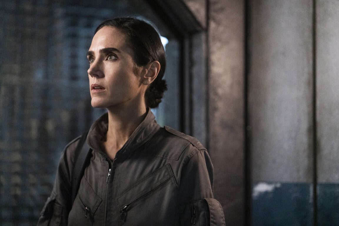 Still of Jennifer Connelly in Snowpiercer episode "A Great Odyssey."