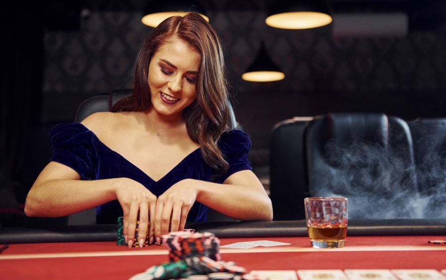 Women Winning Big: Top Female Casino Gamers of the Past Decade