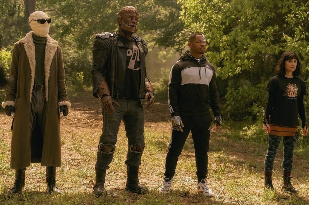 Still of Matt Bomer/Matthew Zuk, Brendan Fraser/Riley Shanahan, Joivan Wade and Diane Guerrero in Doom Patrol Season 3 Episode 8 "Subconscious Patrol"