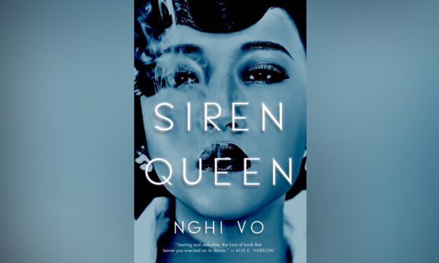 Book Review: SIREN QUEEN