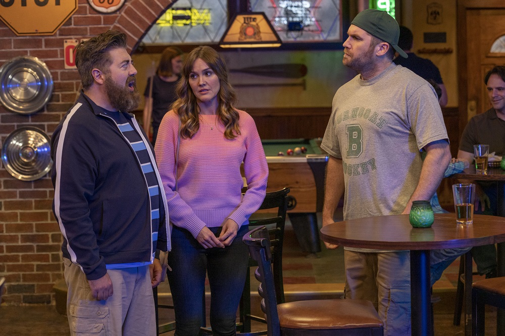 Kevin and Molly confront Neil at a bar in Kevin Can F**K Himself Season 2 Episode 8, "Allison's House."