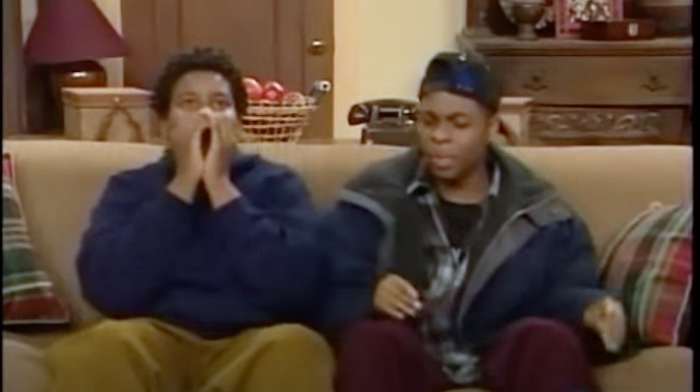 Millennial Misremembers Kenan and Kel rap on the couch