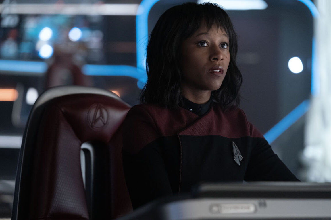 Ashlei Sharpe Chestnut as Sidney La Forge in "The Next Generation" Episode 301, Star Trek: Picard.